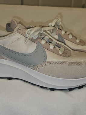 Nike Women's Runner Sneakers in Light Pink and Gray